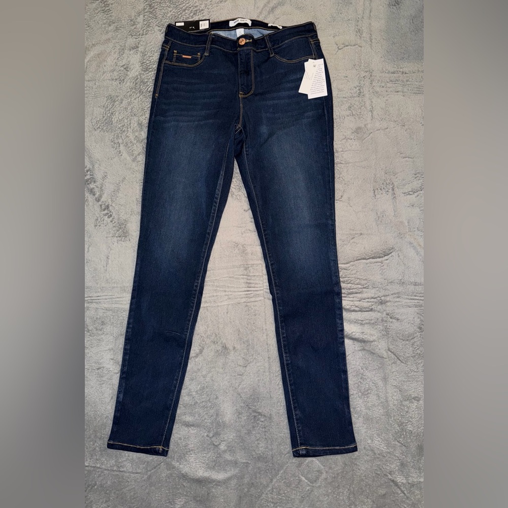 Nine West Jeans Women's size 8. Jessica Jegging Stretch Blue